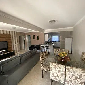 https://apartamento-espaoso-para-famlia.santa-catarina-brasil.com